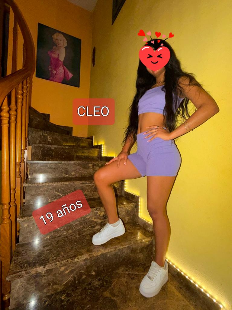678086847: Chica busca chico en Tarragona