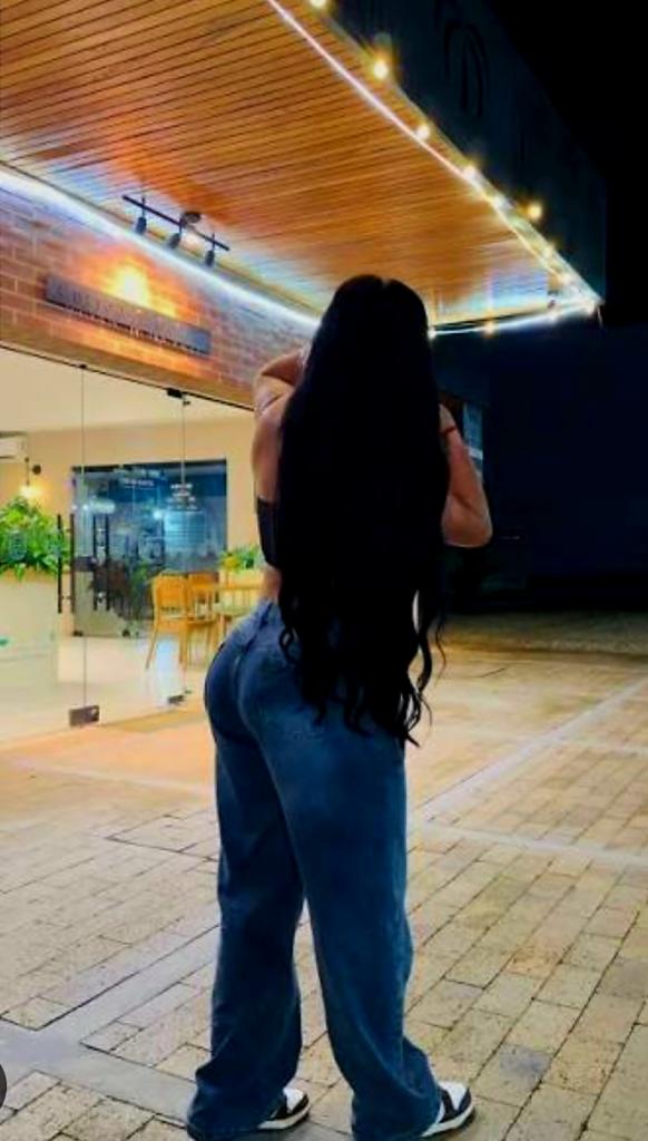 Chica busca chico en Almería: 