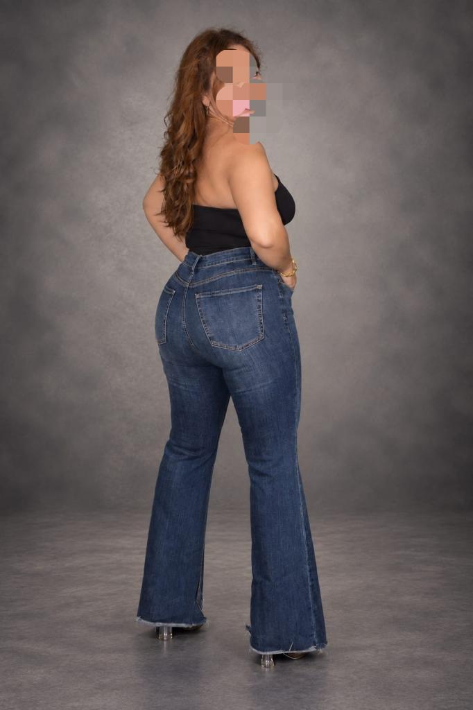 Chica busca chico en Sevilla: 