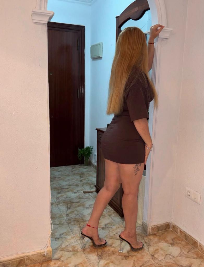 Chica busca chico en Cádiz: 