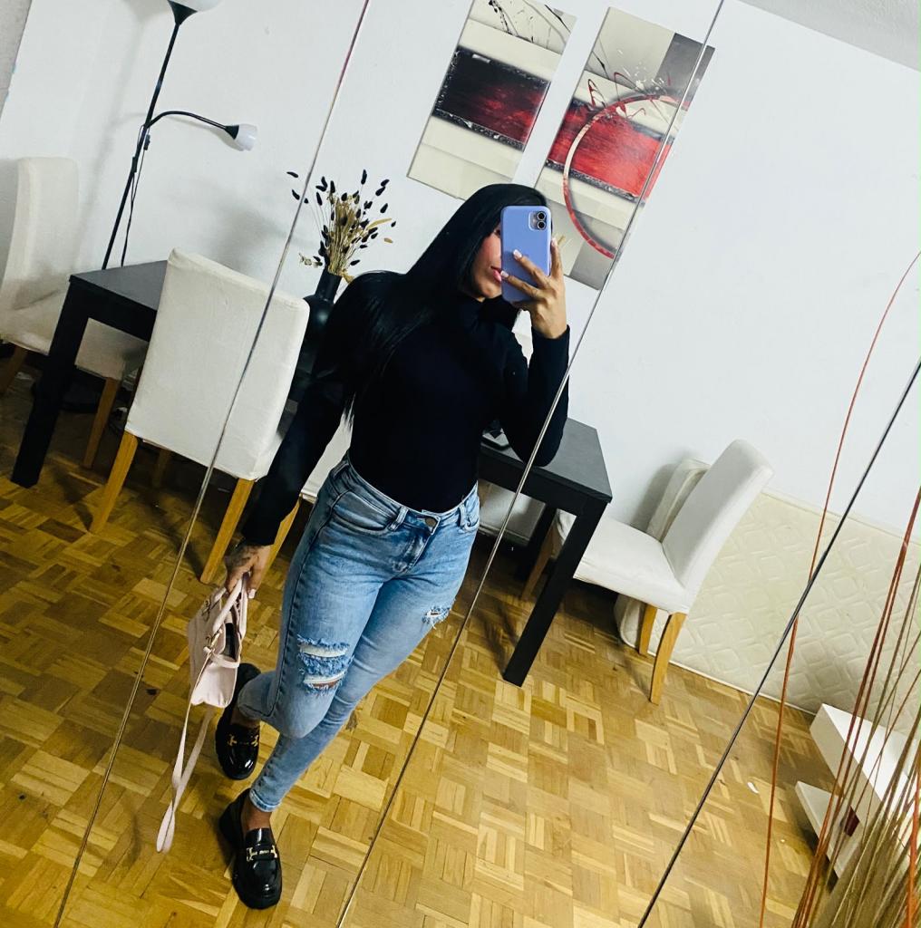 672875699: Chica busca chico en Tenerife