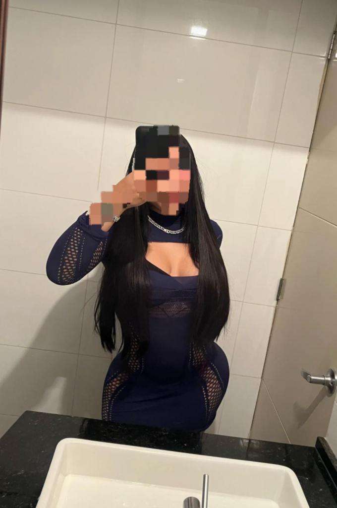 641873903: Chica busca chico en Madrid