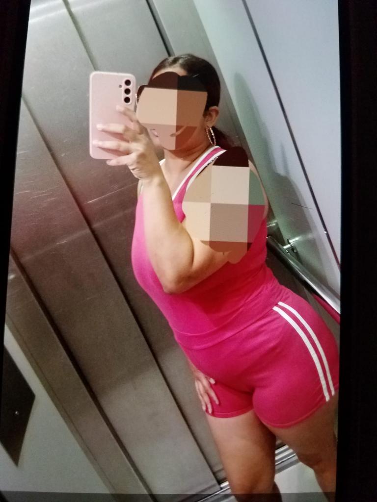 614512057: Chica busca chico en La Coruña