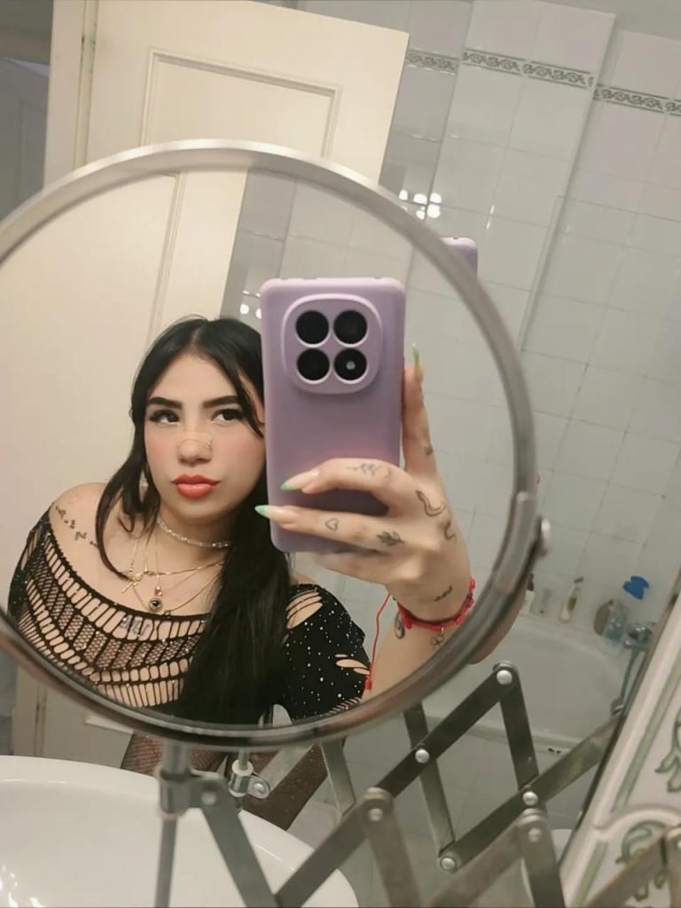 663449323: Chica busca chico en Cádiz