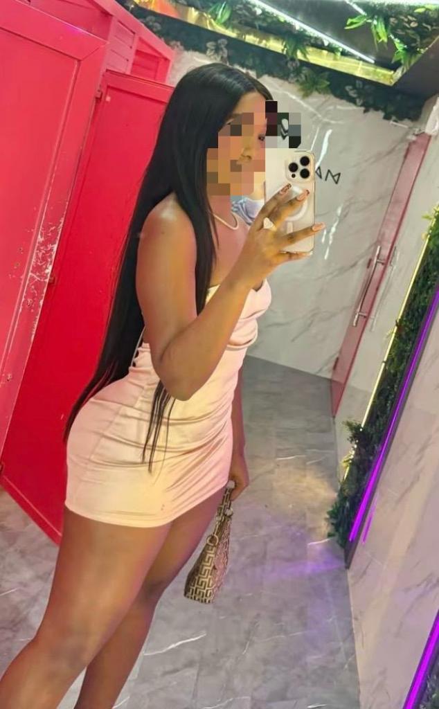 Chica busca chico en Barcelona: 