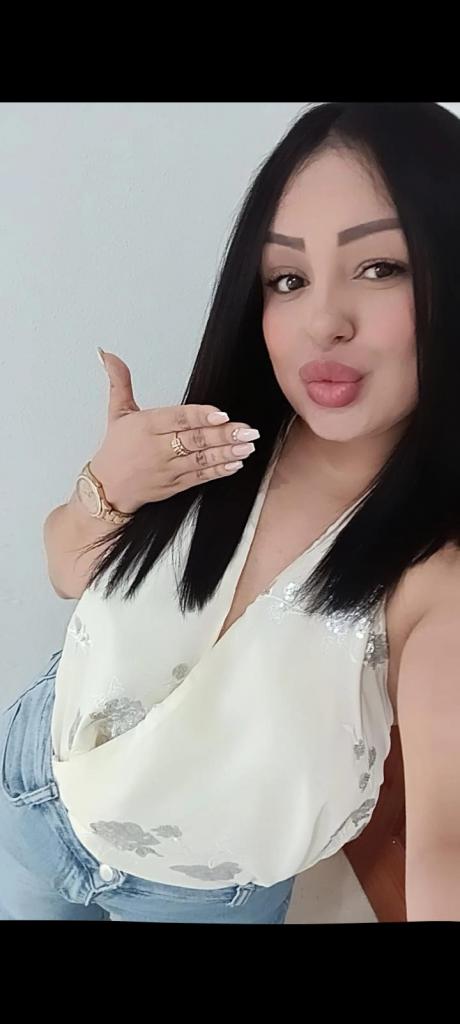 600421281: Chica busca chico en Almería