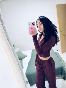 604340932: Chica busca chico en Valencia