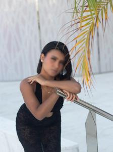 613561886: Chica busca chico en Málaga