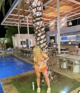 604979913: Chica busca chico en Barcelona