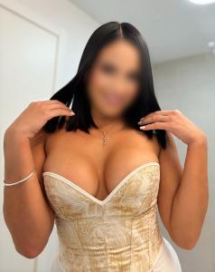 610065489: Chica busca chico en Málaga