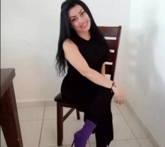 624213475: Chica busca chico en Pontevedra