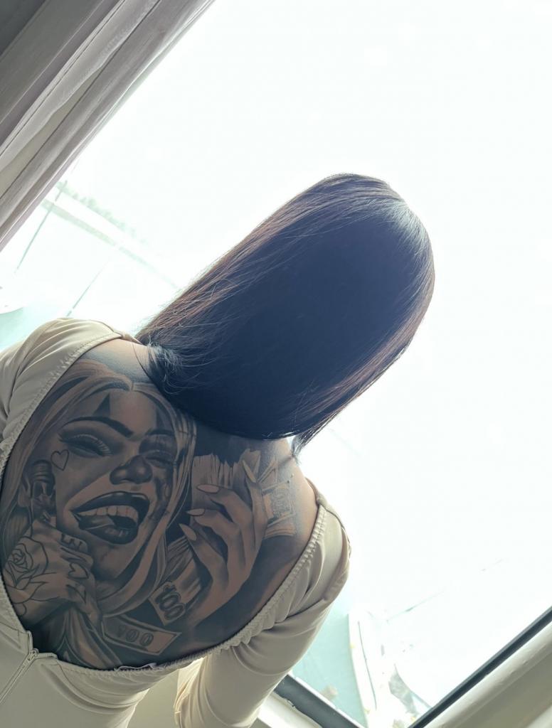 Chica busca chico en Granada: 