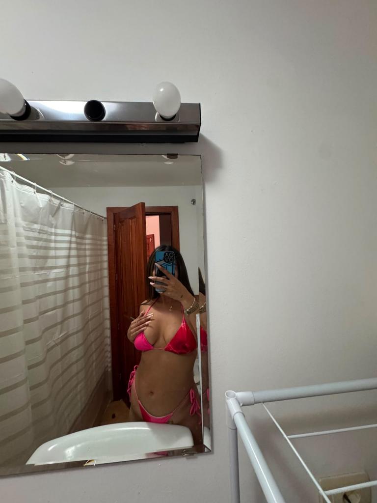 604271737: Chica busca chico en Tenerife