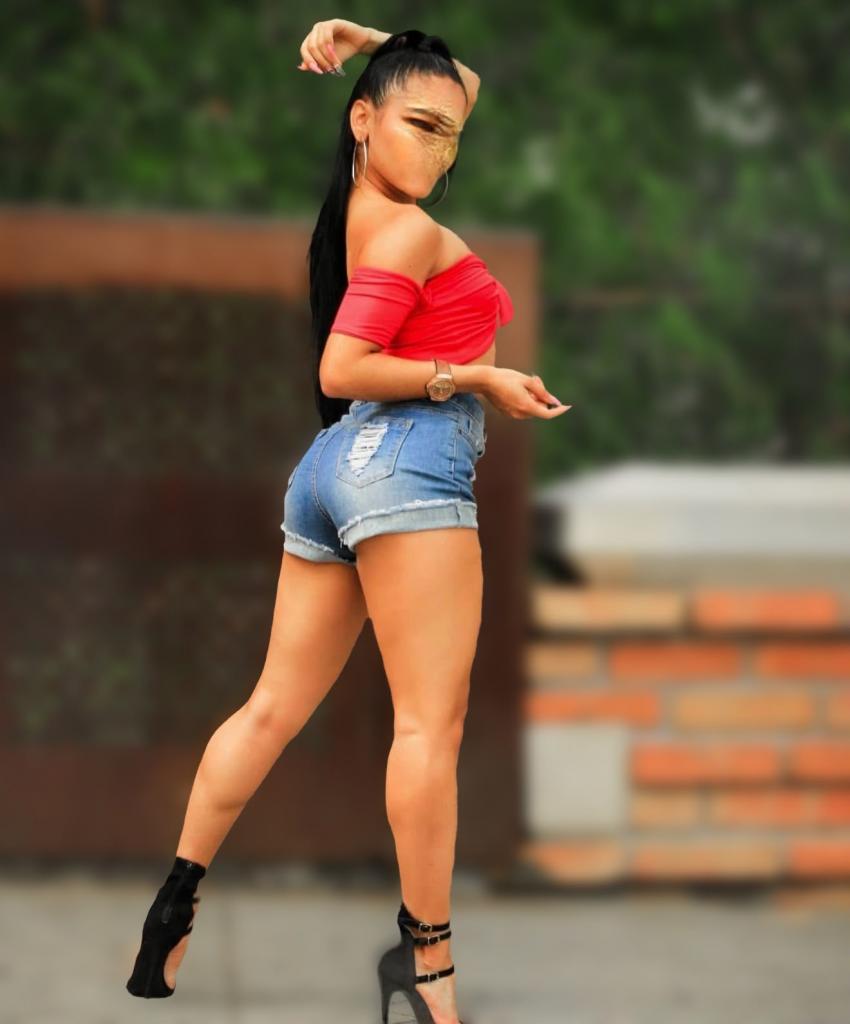 613797952: Chica busca chico en Valencia