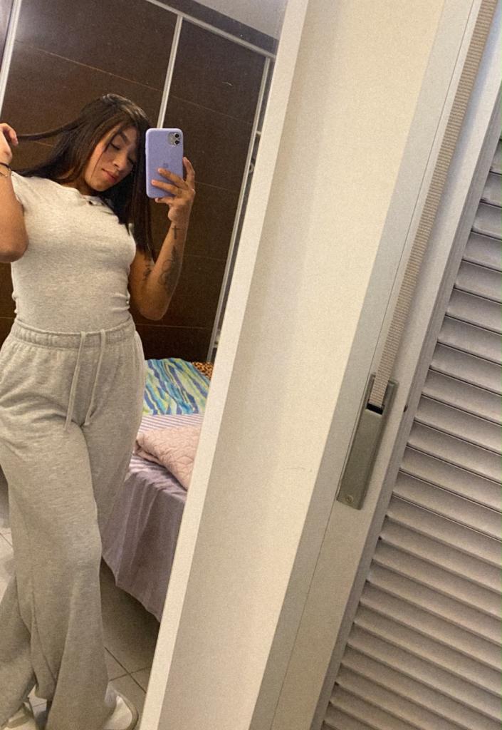 Chica busca chico en Tenerife: 