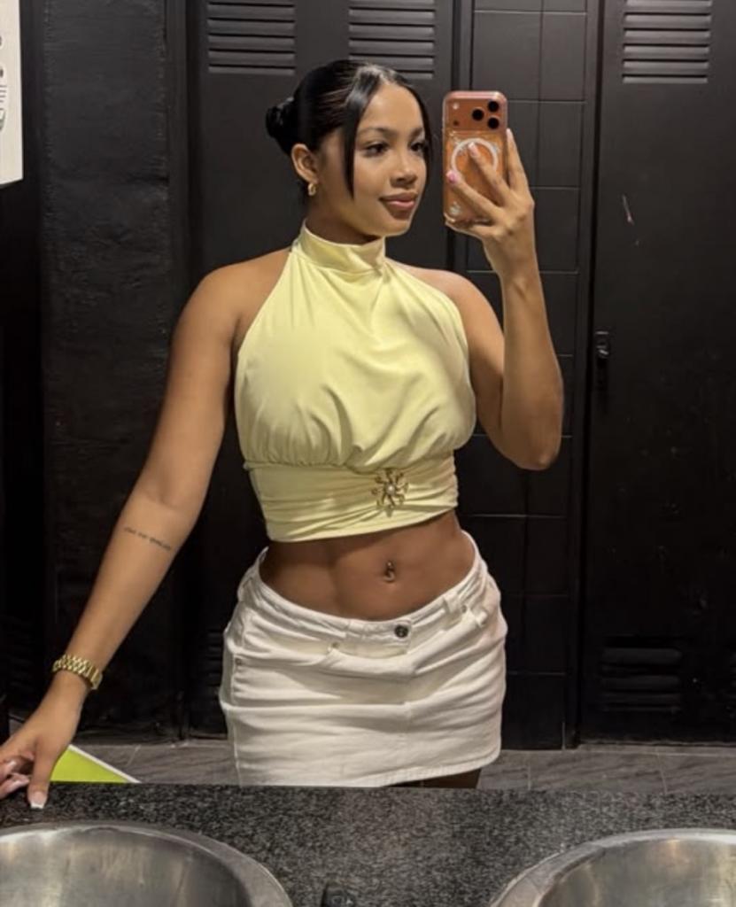 Chica busca chico en Granada: Chica busca chico