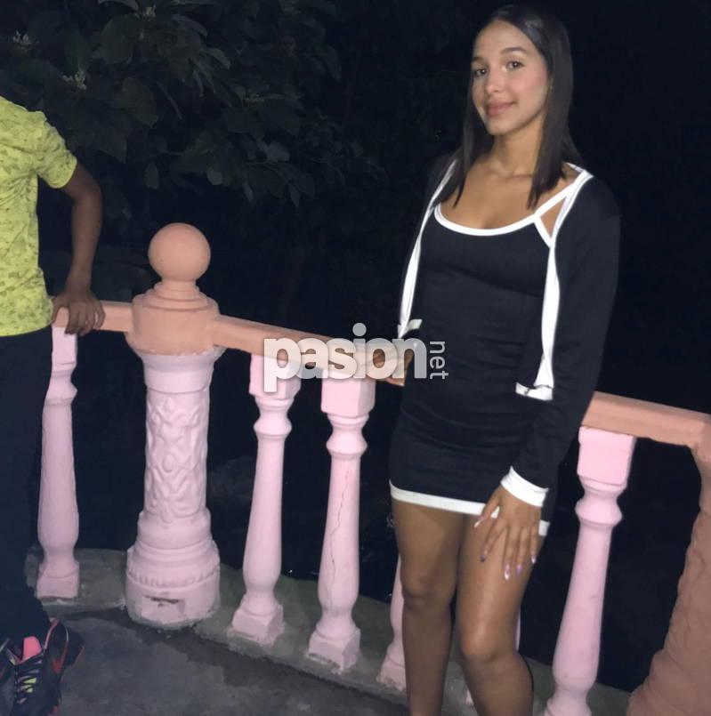 620957855: Chica busca chico en Córdoba