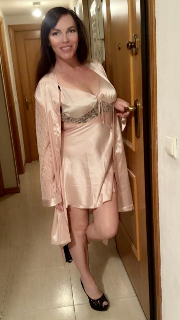Chica busca chico en Alicante: 
