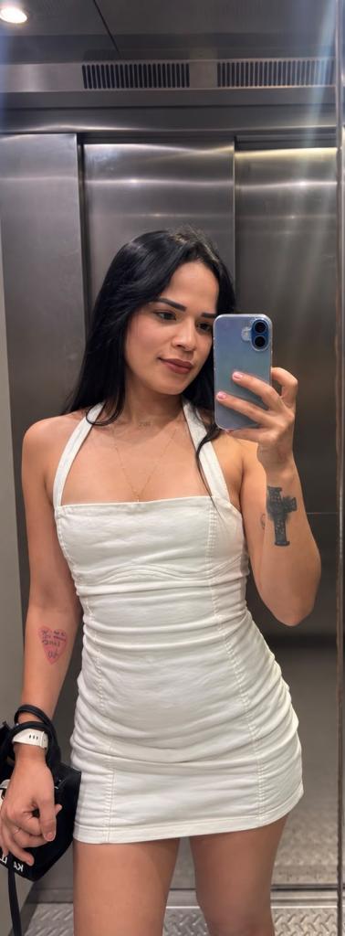 Chica busca chico en Ibiza: 