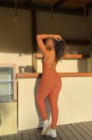 656585354: Chica busca chico en Madrid