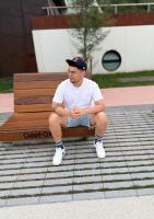 695091078: Chico busca chica en Pontevedra