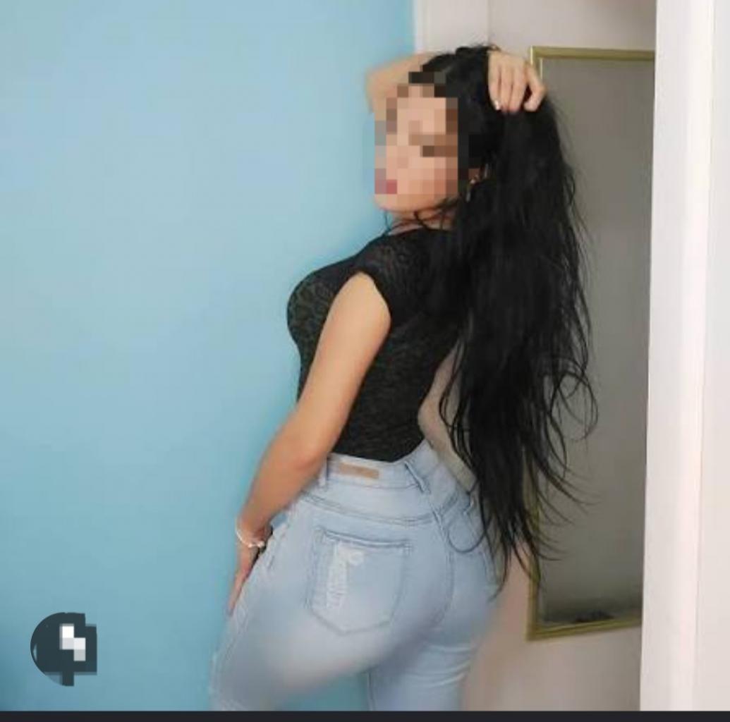 Chica busca chico en Almería: 