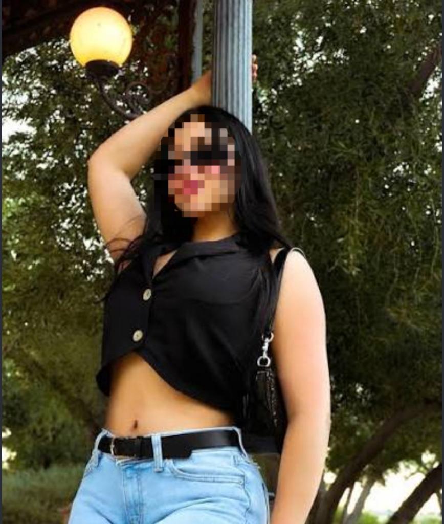 Chica busca chico en Almería: 