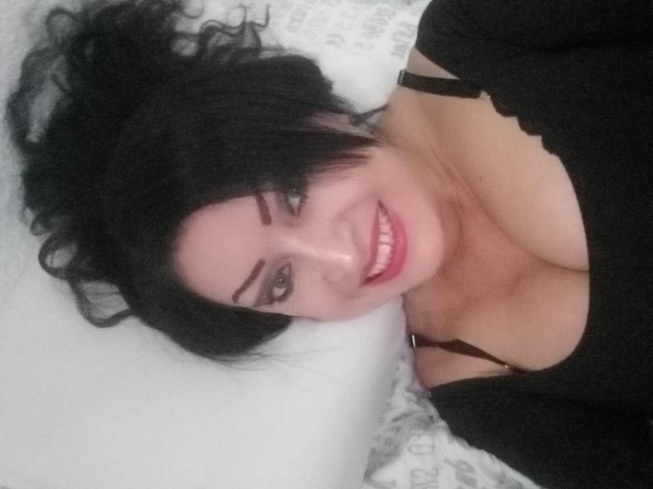 624213475: Chica busca chico en Pontevedra