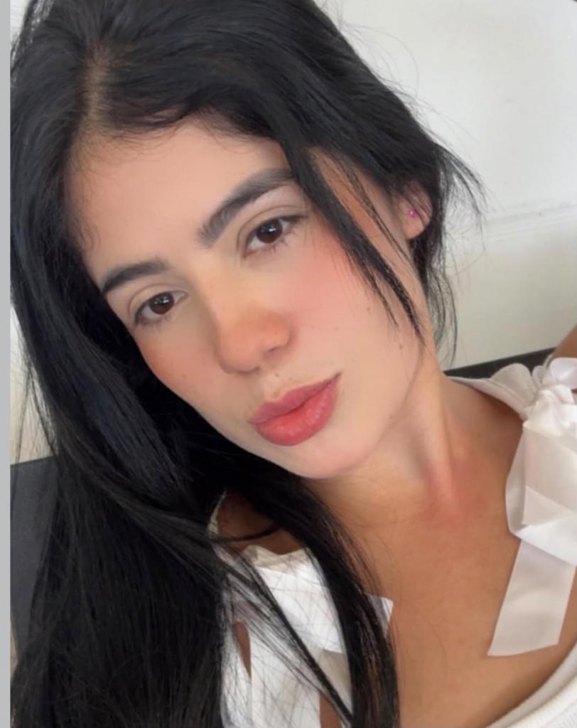 613949497: Chica busca chico en Málaga