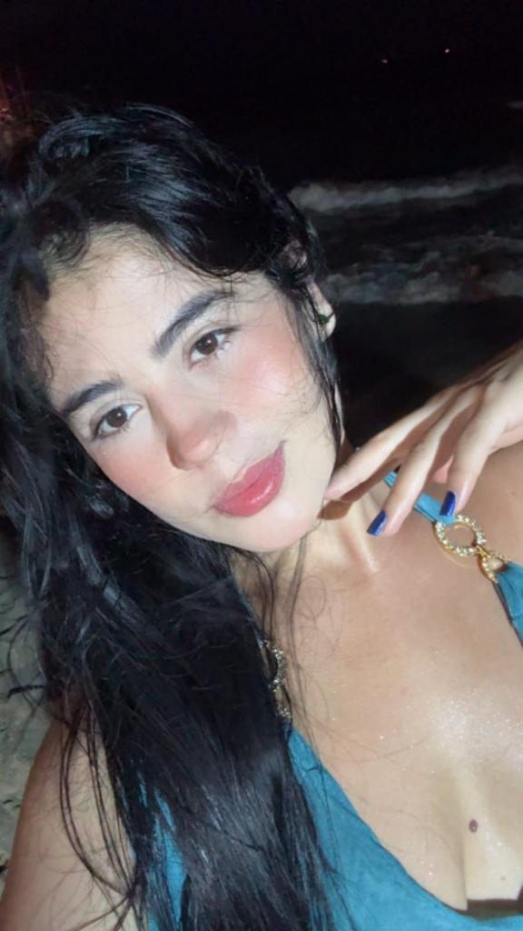 613949497: Chica busca chico en Málaga