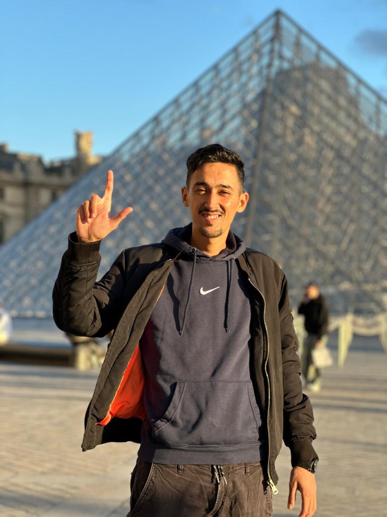 Chico busca chica en Barcelona: 