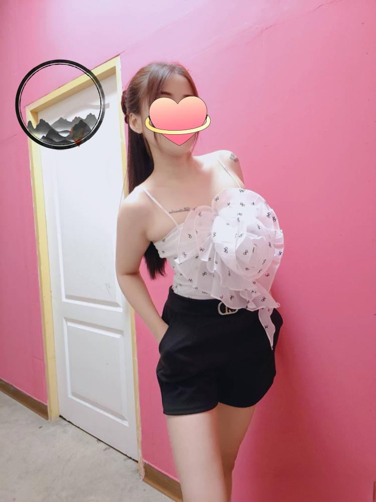 613871457: Chica busca chico en Madrid