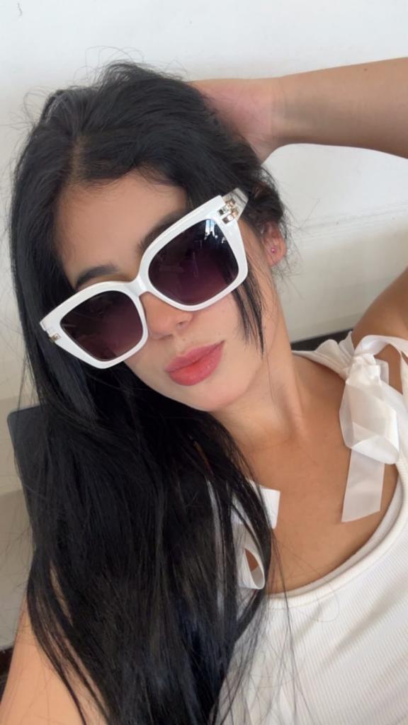 613949497: Chica busca chico en Málaga