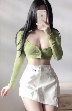 688027388: Chica busca chico en Valencia