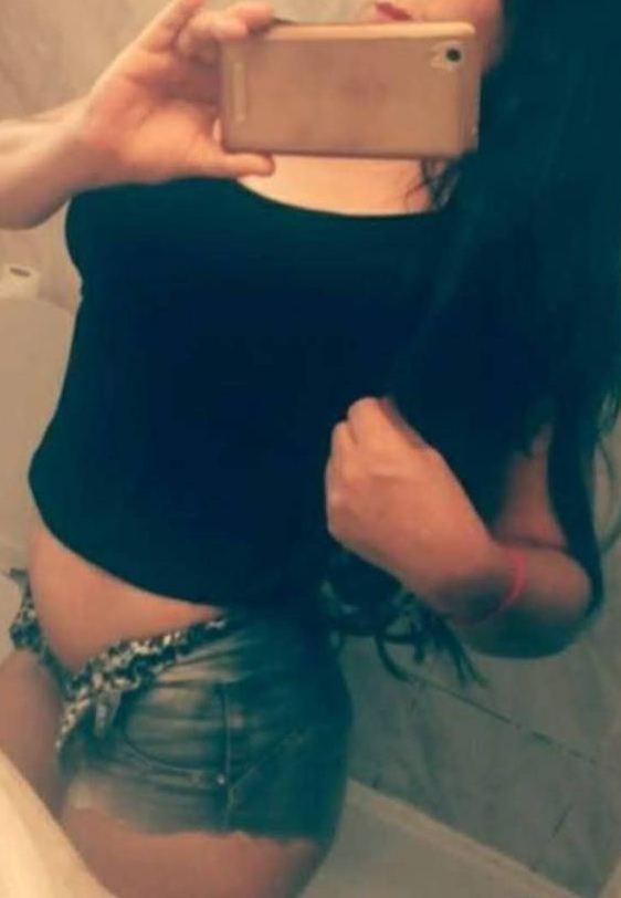 Chica busca chico en Granada: 