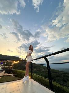 664035348: Chica busca chico en Madrid