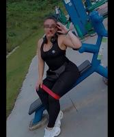 605941947: Chica busca chico en Barcelona