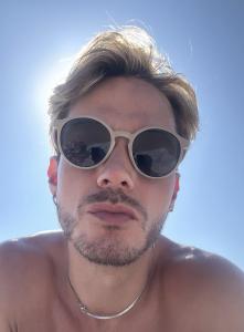 Chico busca chica en Valencia: 