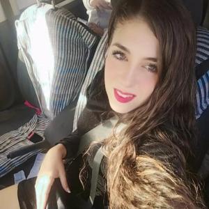 641969869: Chica busca chico en Sevilla