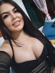614838802: Chica busca chico en Sevilla