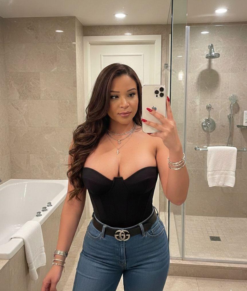 672870505: Chica busca chico en Murcia