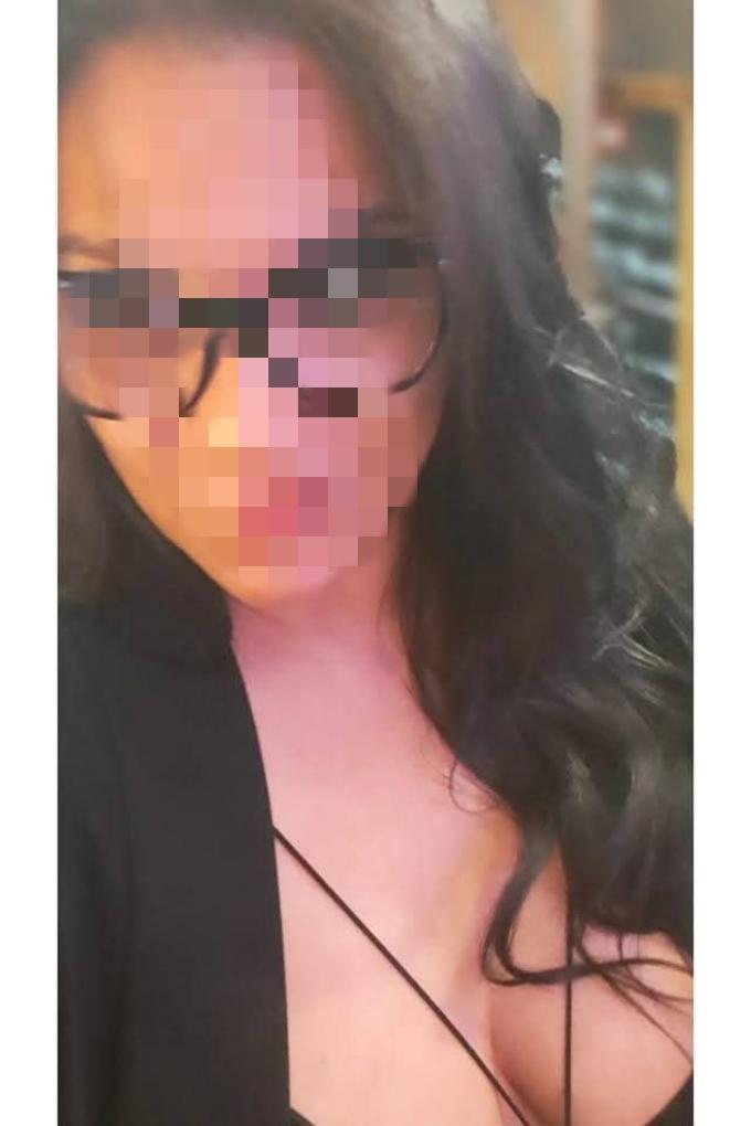 Chica busca chico en Huesca: 