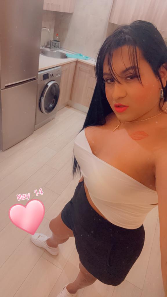 611325526: Chica busca chico en Málaga