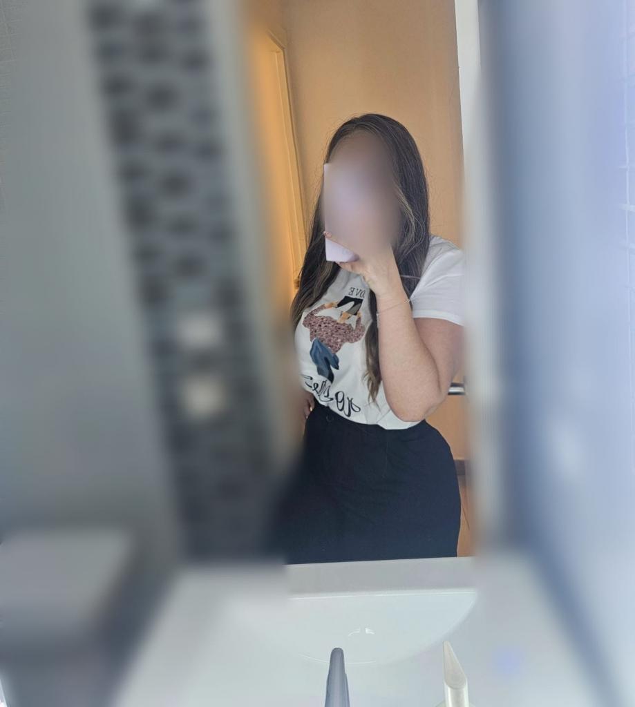 625078272: Chica busca chico en Madrid