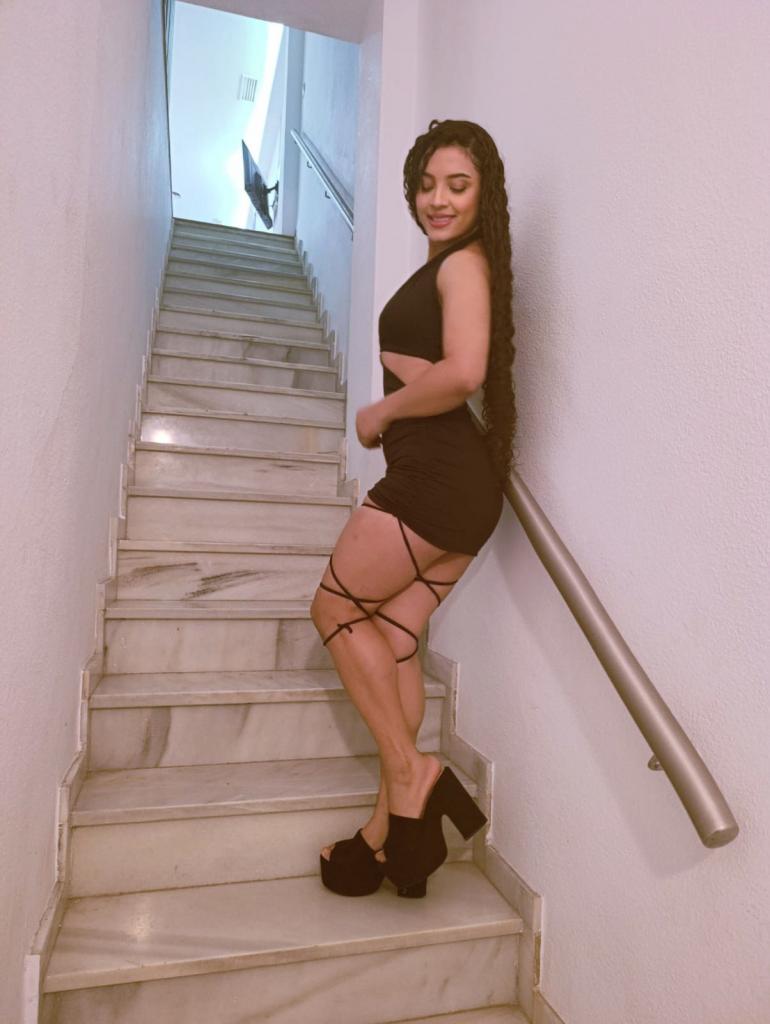 642125337: Chica busca chico en Valencia