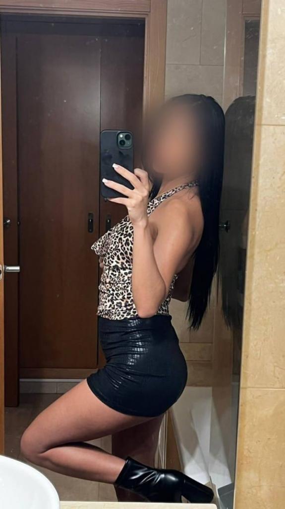 672858534: Chica busca chico en Almería
