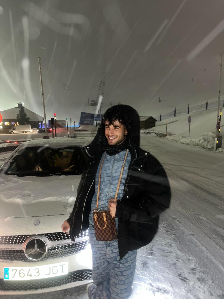 Chico busca chica en Barcelona: 