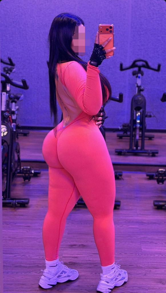 624983889: Chica busca chico en Gerona