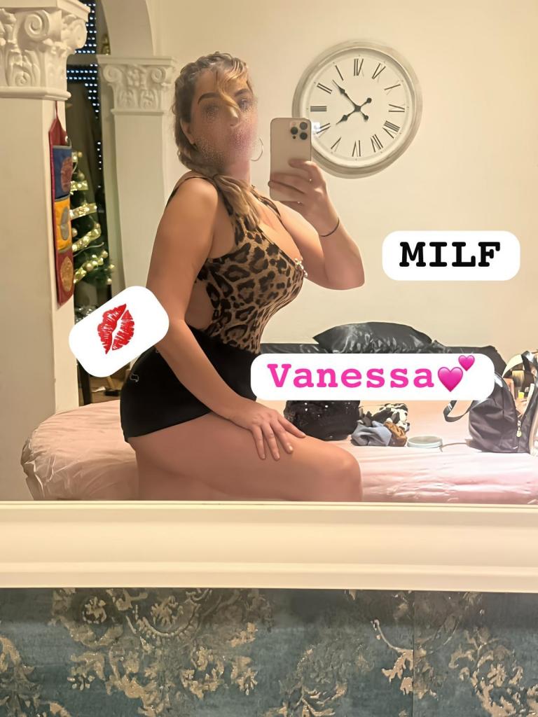 640905520: Chica busca chico en Málaga