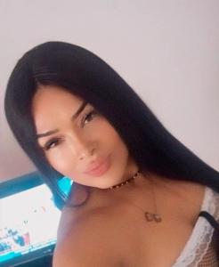 623567438: Chica busca chico en Cádiz